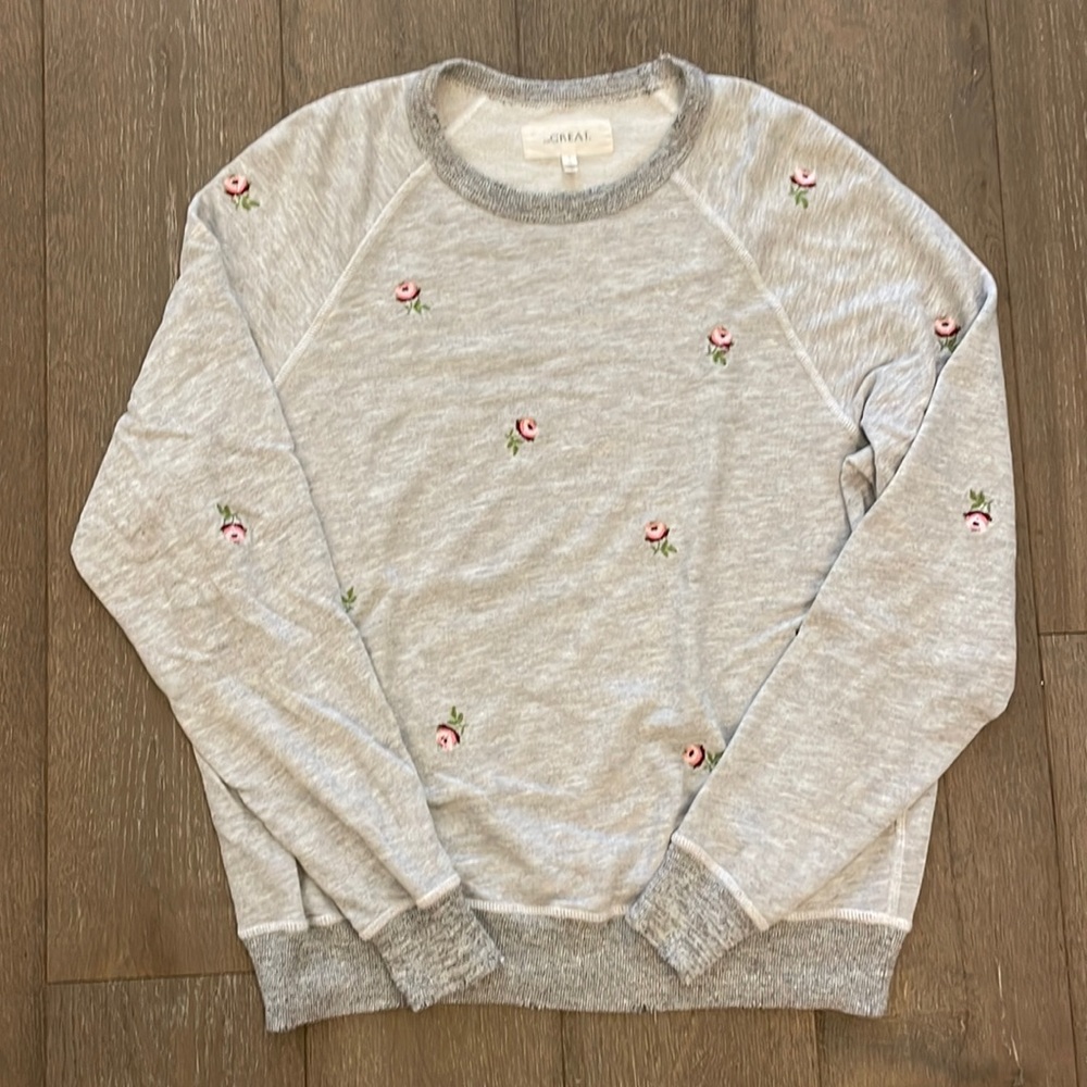 THE GREAT. Gray Floral Embroidered Sweatshirt set .
